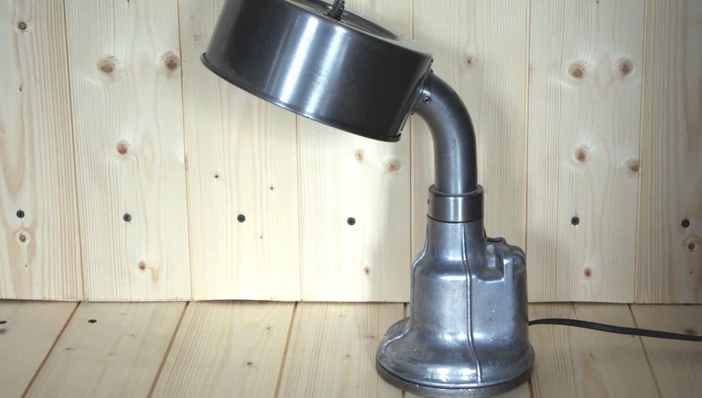 Lampe industrielle à poser issue du monde automobile – Image 4