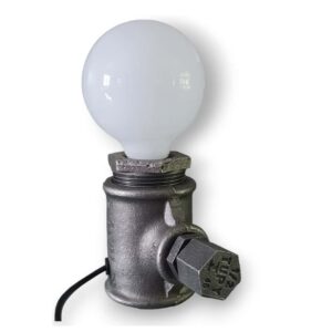 Lampe à poser industrielle en raccord de plomberie